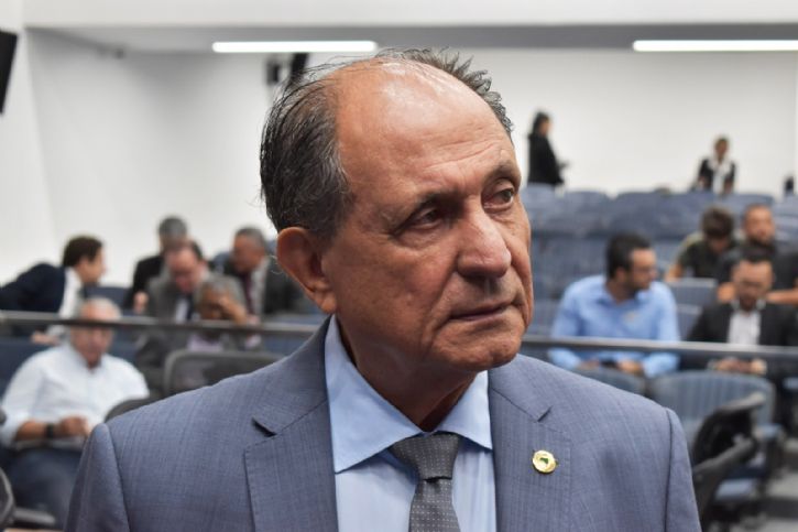 Deputado Zé Teixeira cobra valorização de agentes de saúde