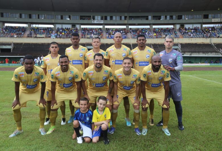 Dourados AC estreia no Estadual com vitória sobre o Aquidauanense