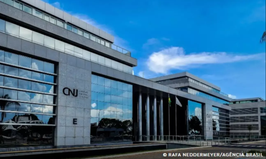 CNJ afasta desembargador por mensagens públicas de apoio a Bolsonaro